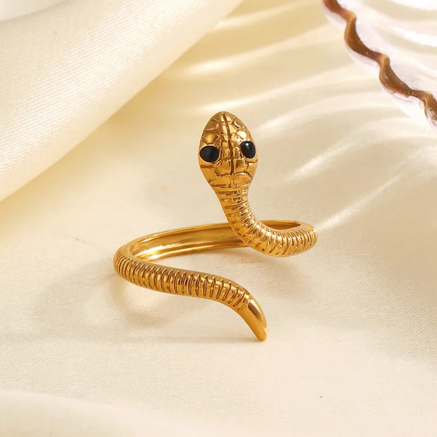 Serpentina Open Snake Ring