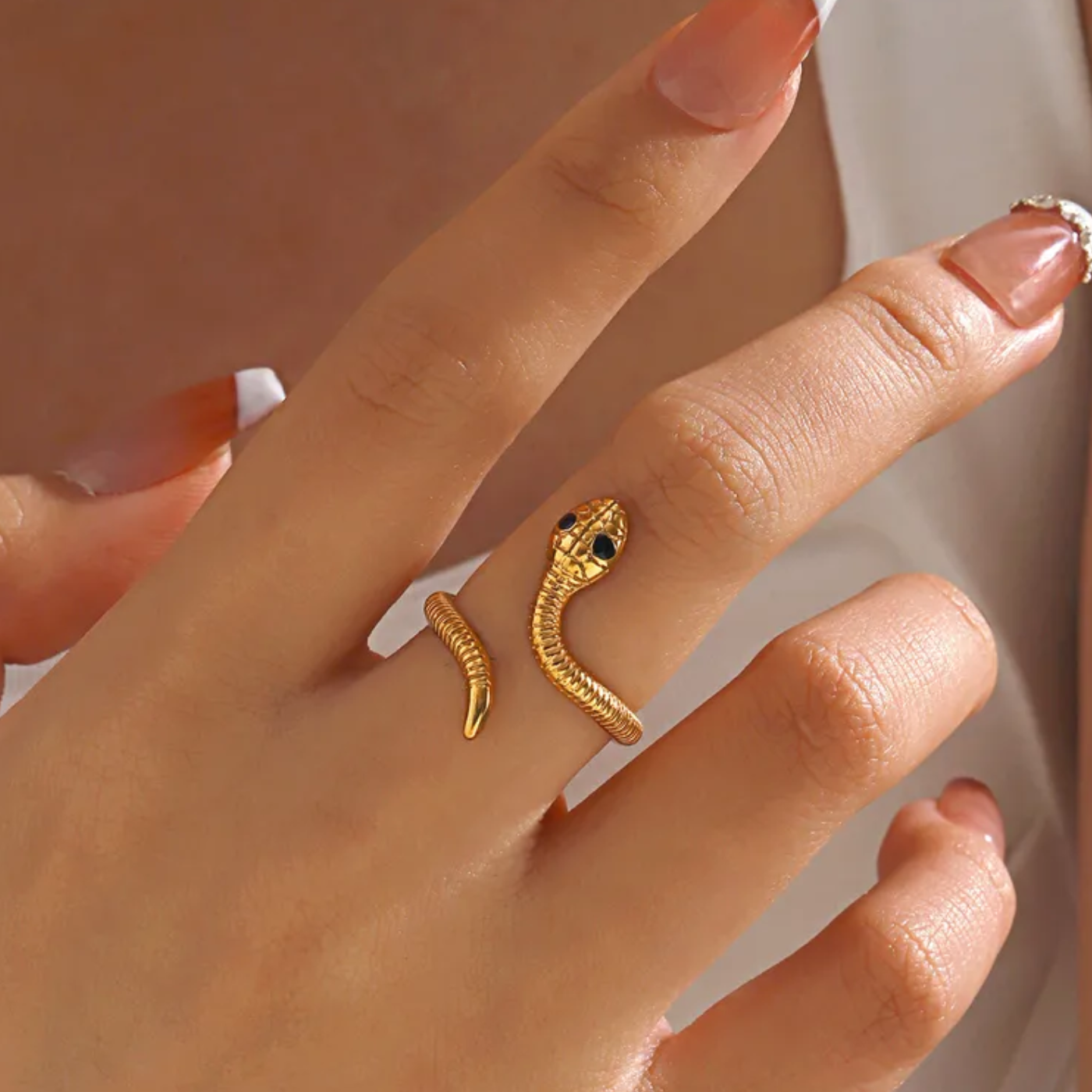 Serpentina Open Snake Ring