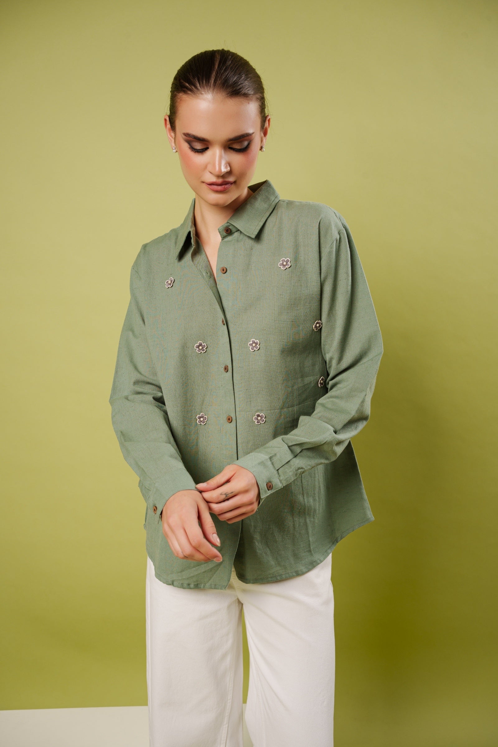 flower child shirt (grey)