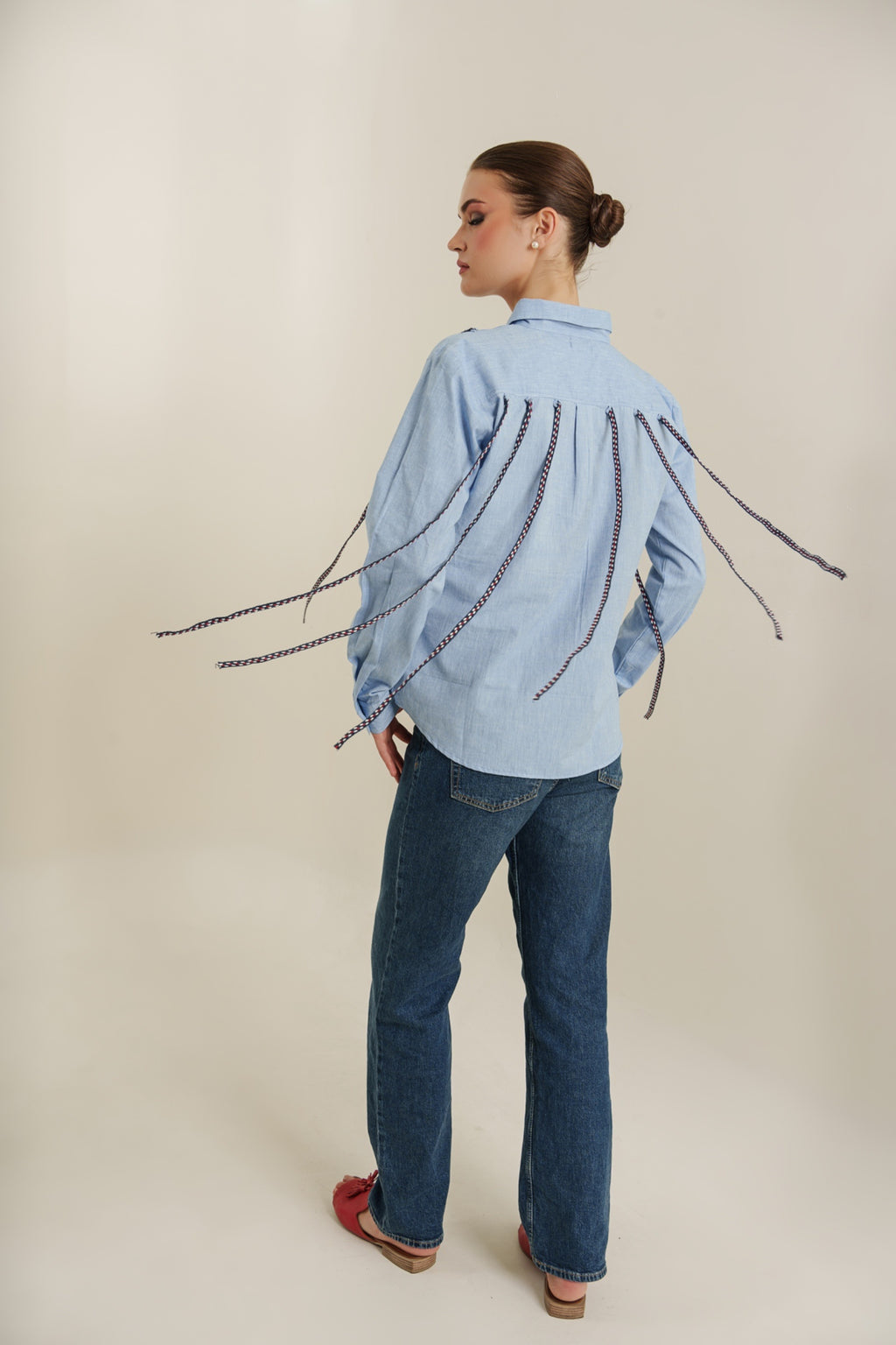 Knotty back shirt