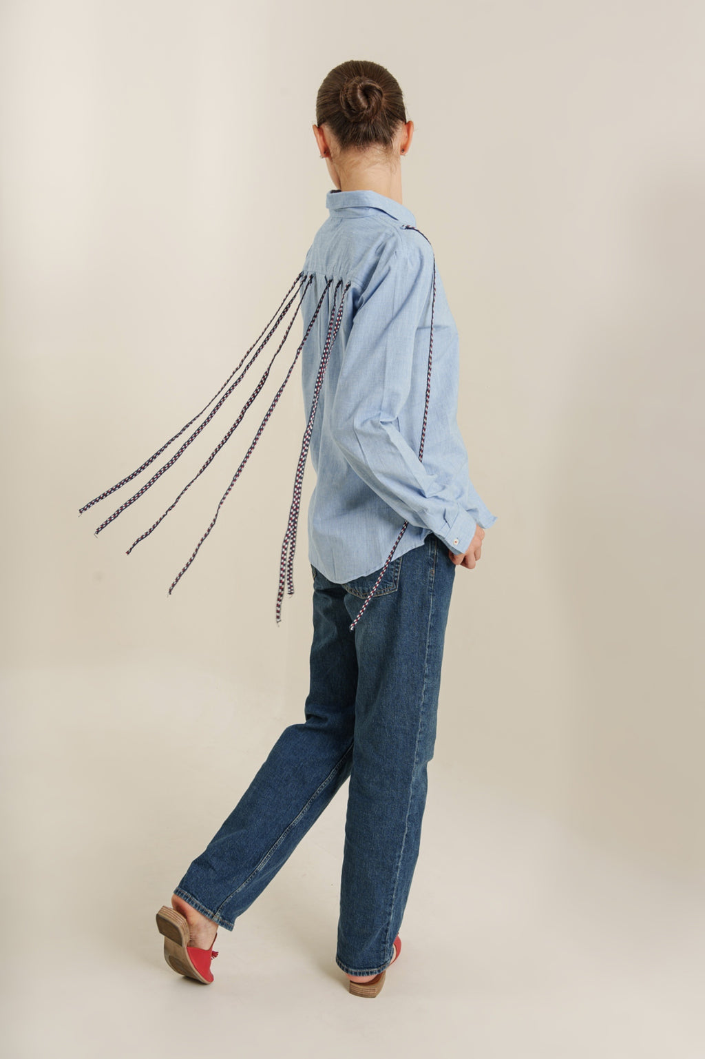 Knotty back shirt