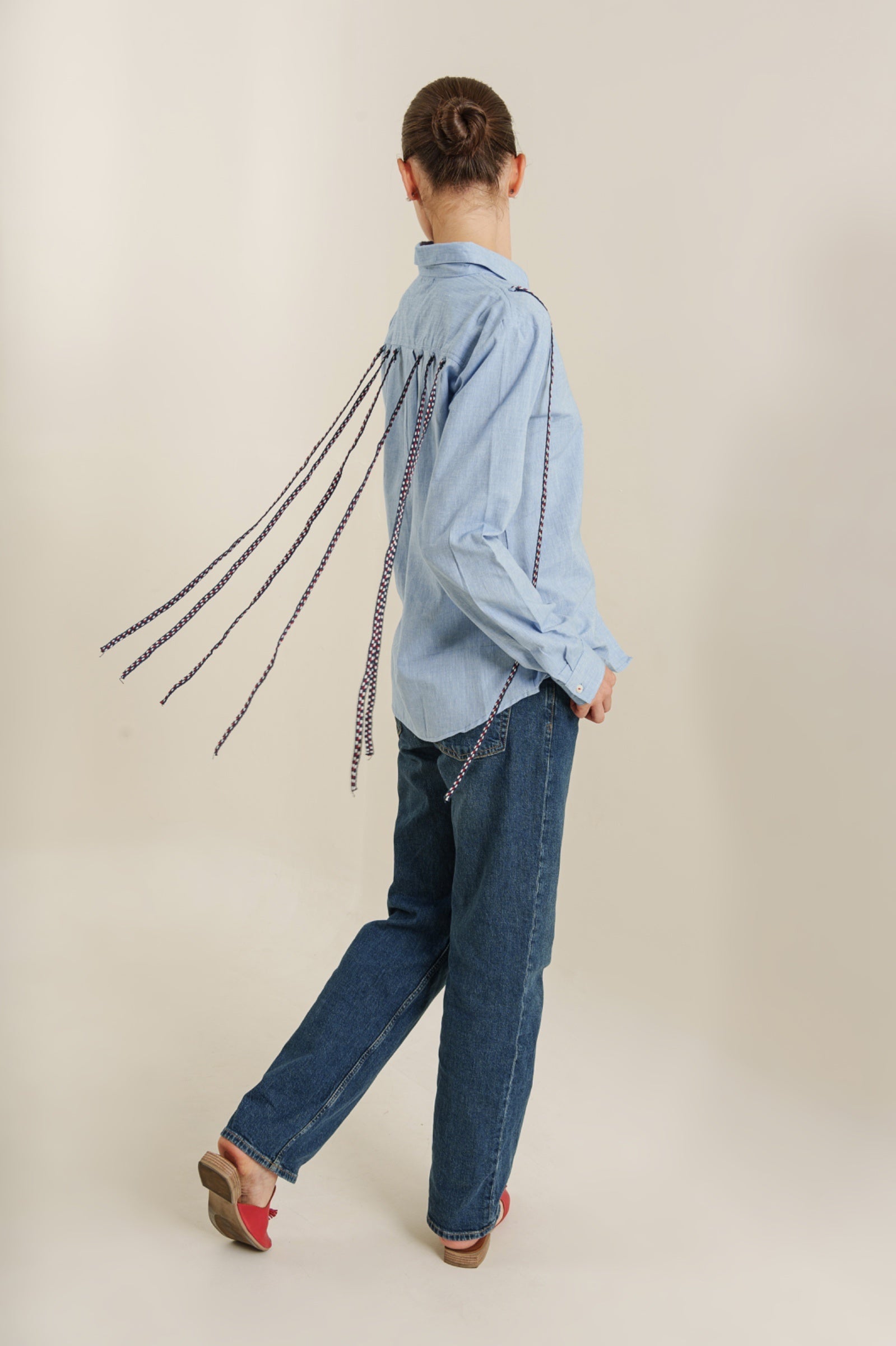 Knotty back shirt