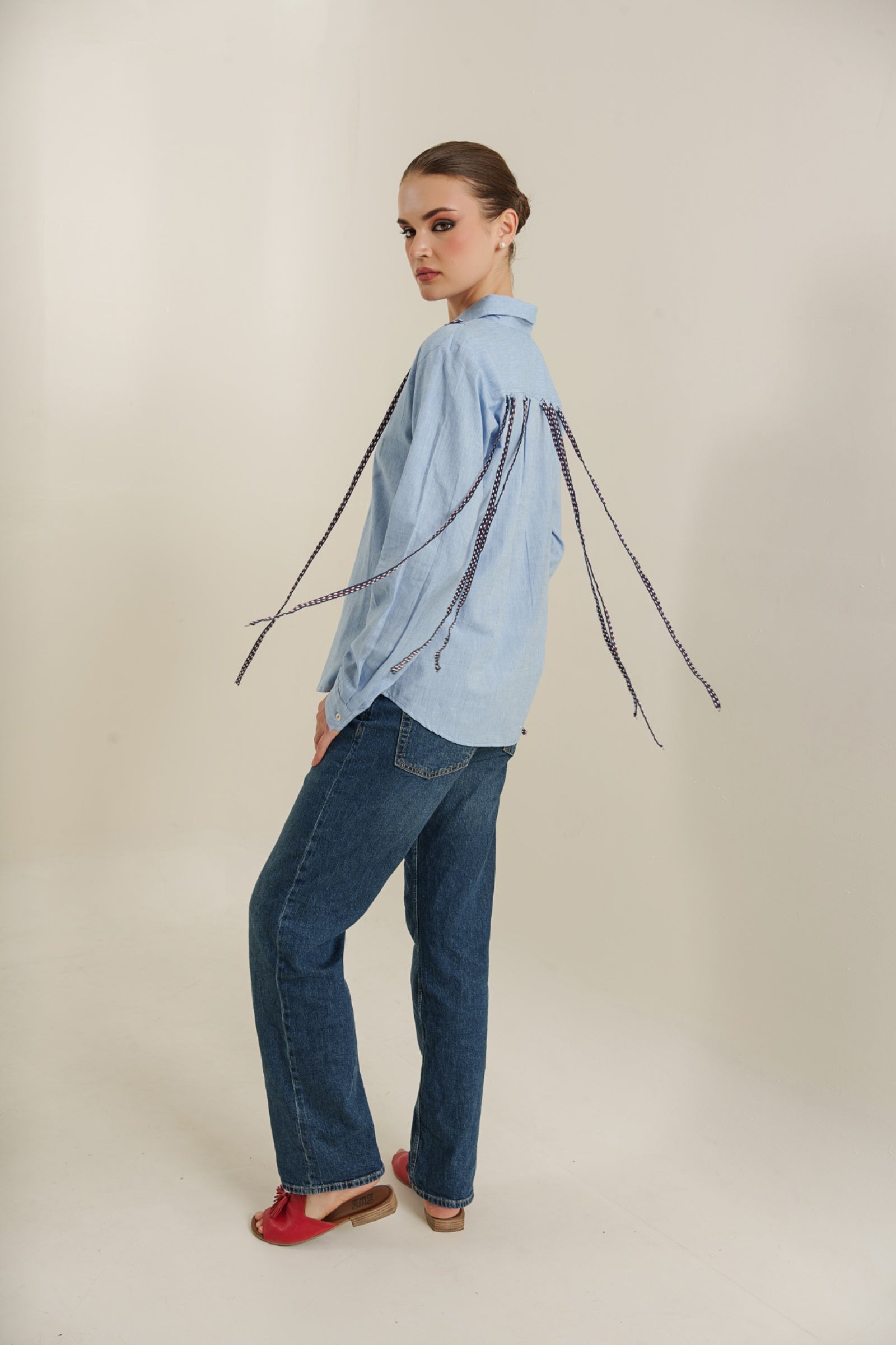 Knotty back shirt