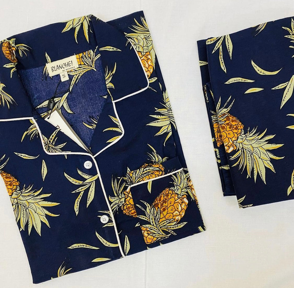 Midnight Pineapple Notched Collar Set