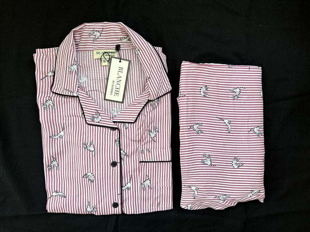 Blush Cat Notched Collar Set