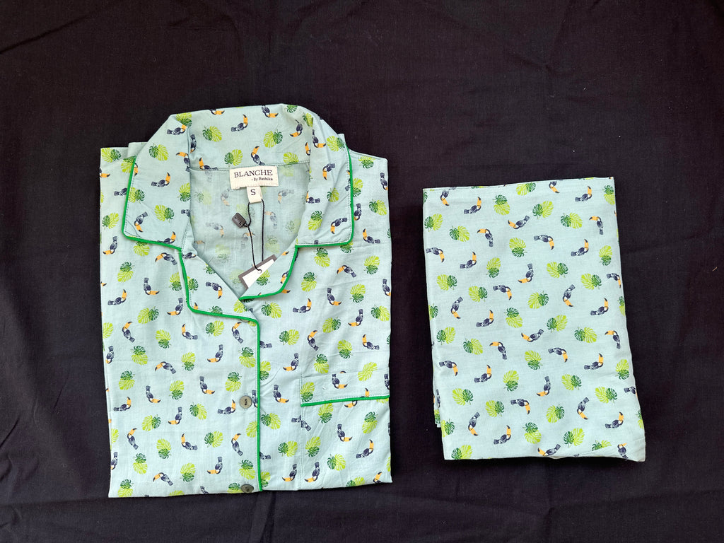 Toucan Leaf Notched Collar Set