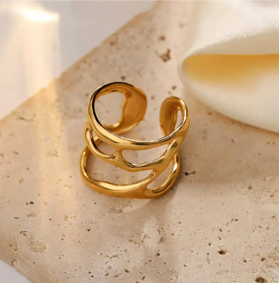 Aurelia Flow Open Ring