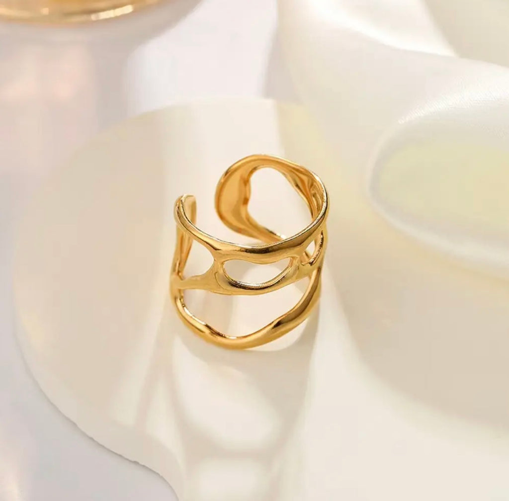 Aurelia Flow Open Ring