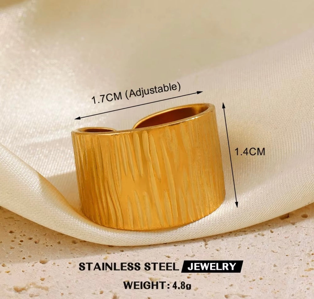 Rhea Ridged Armor Cuff Ring