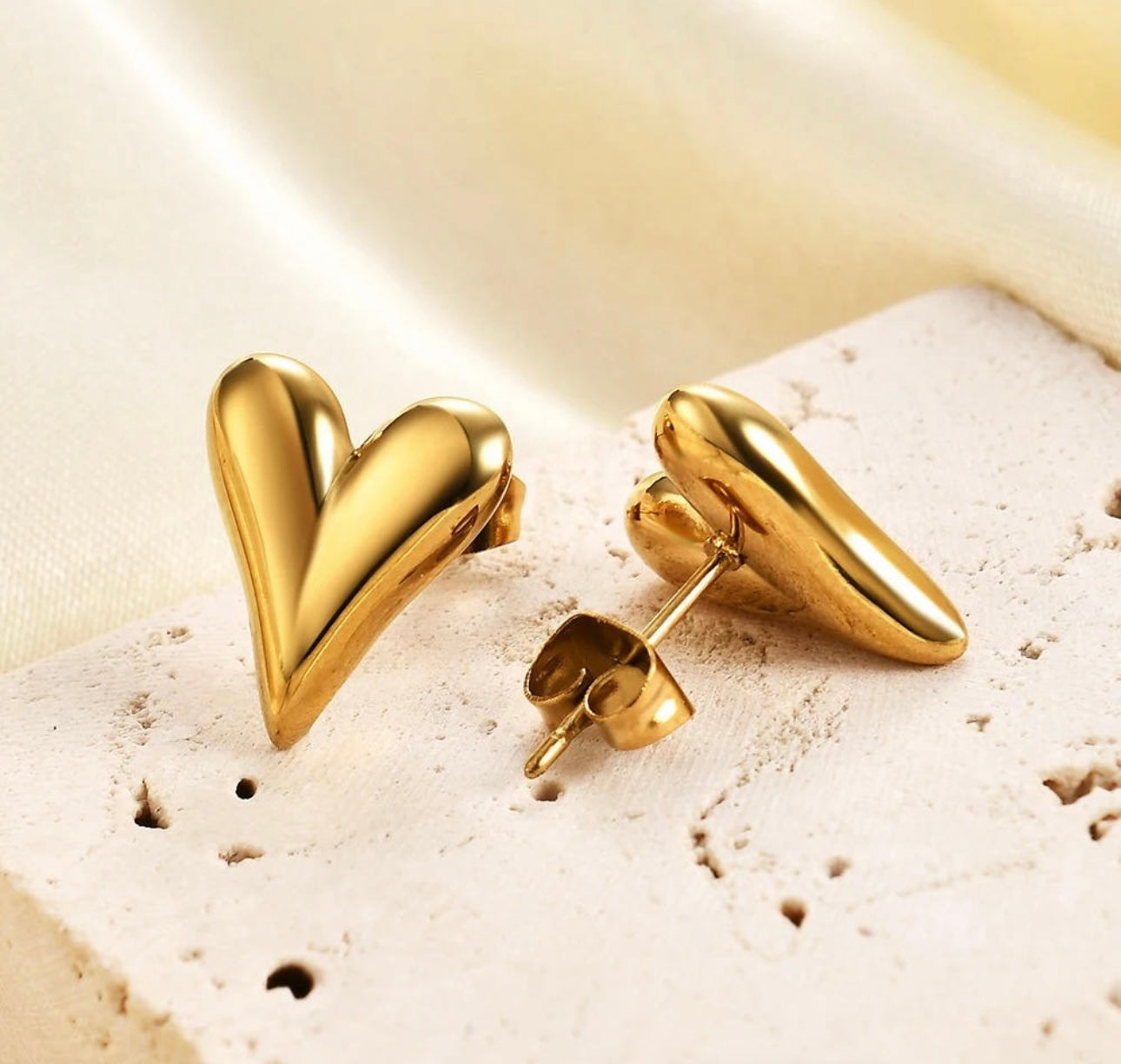 Veloura Heart Studs