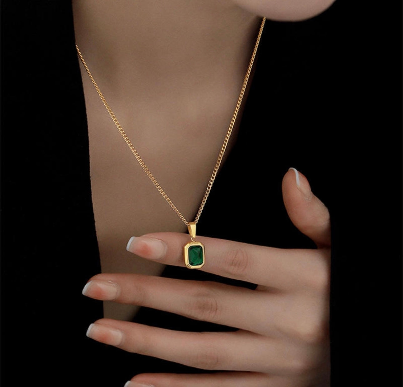 Esmé Emerald Square Pendant Necklace