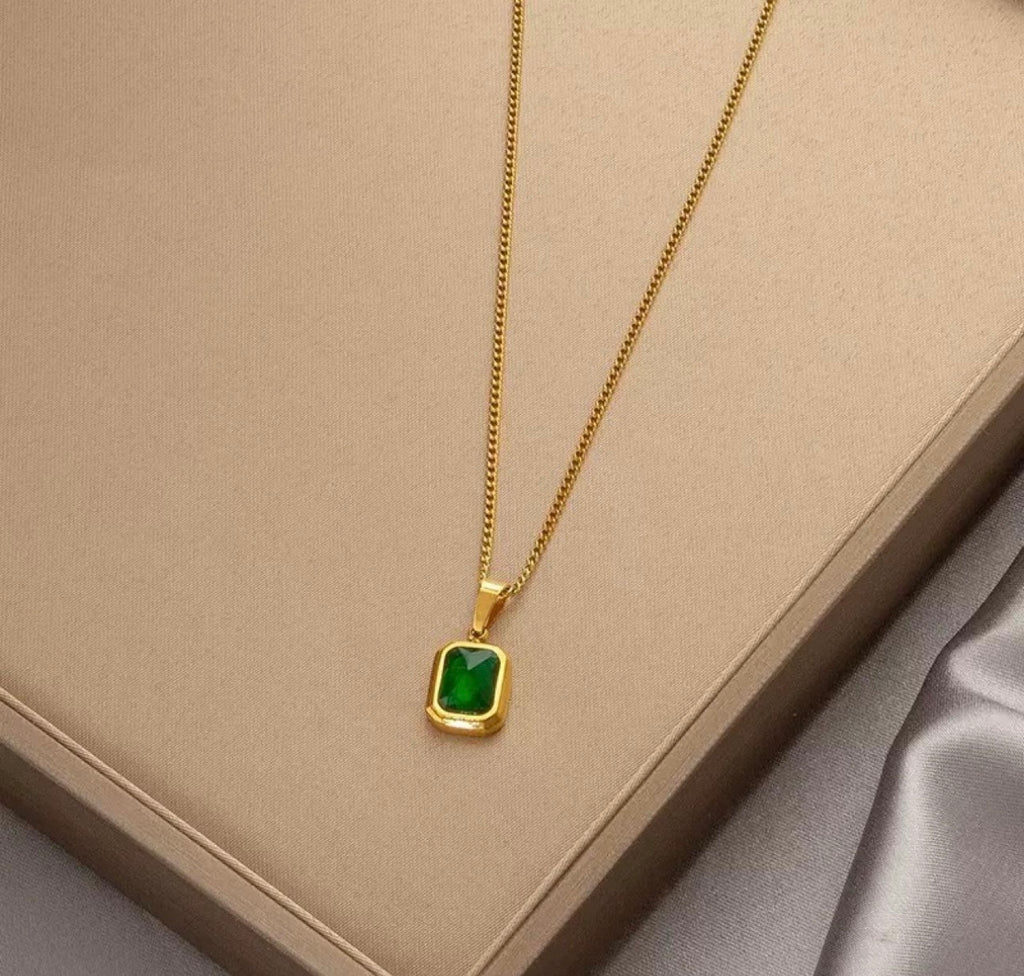 Esmé Emerald Square Pendant Necklace