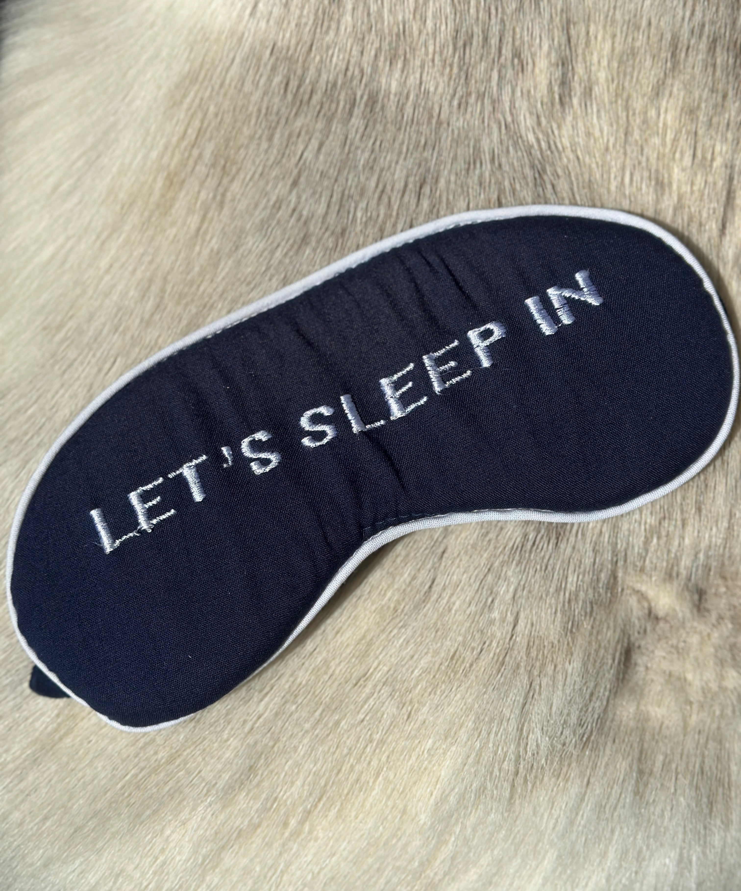 Let's sleep in eye mask