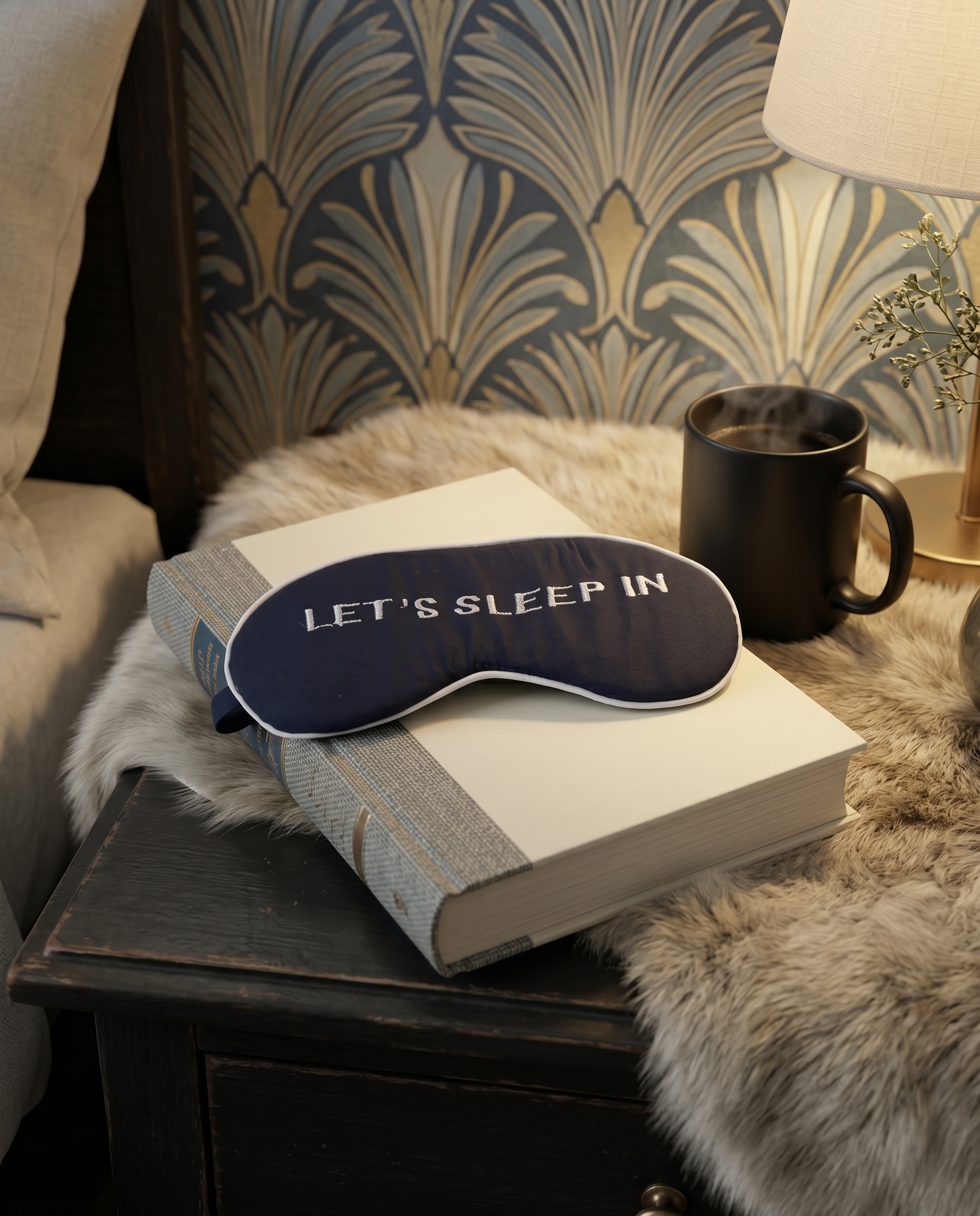 Let's sleep in eye mask