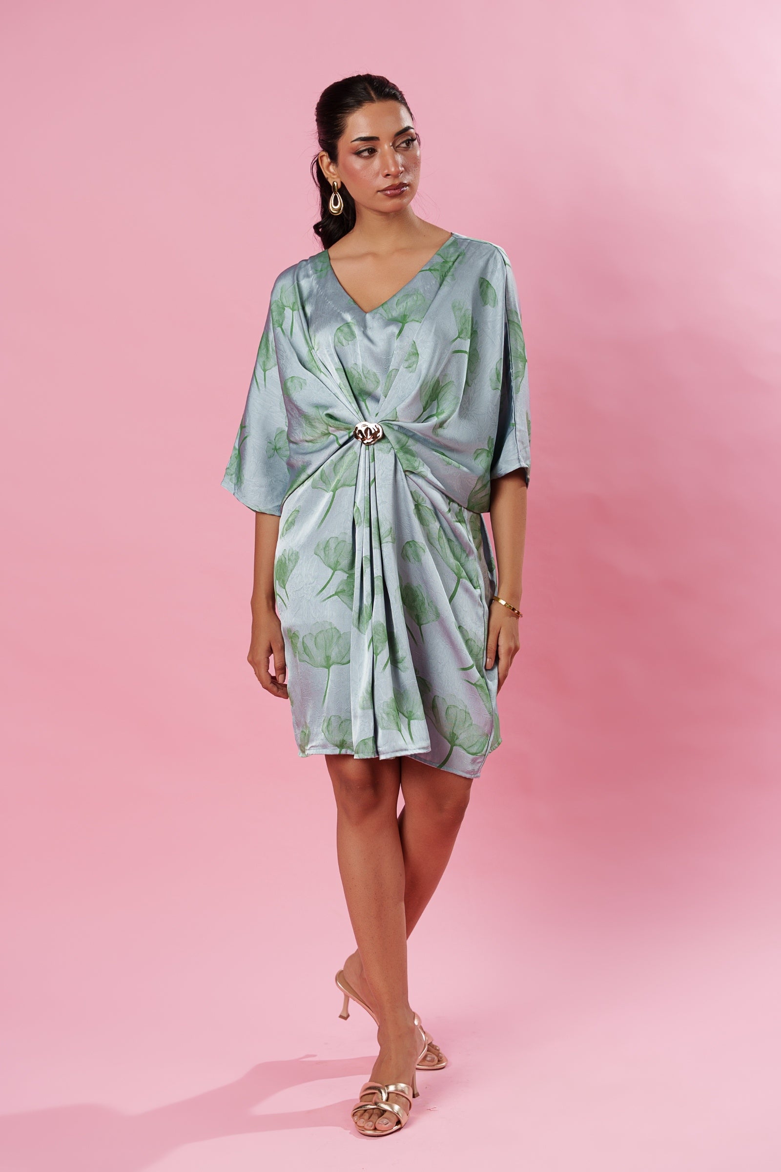 Pour Dress
