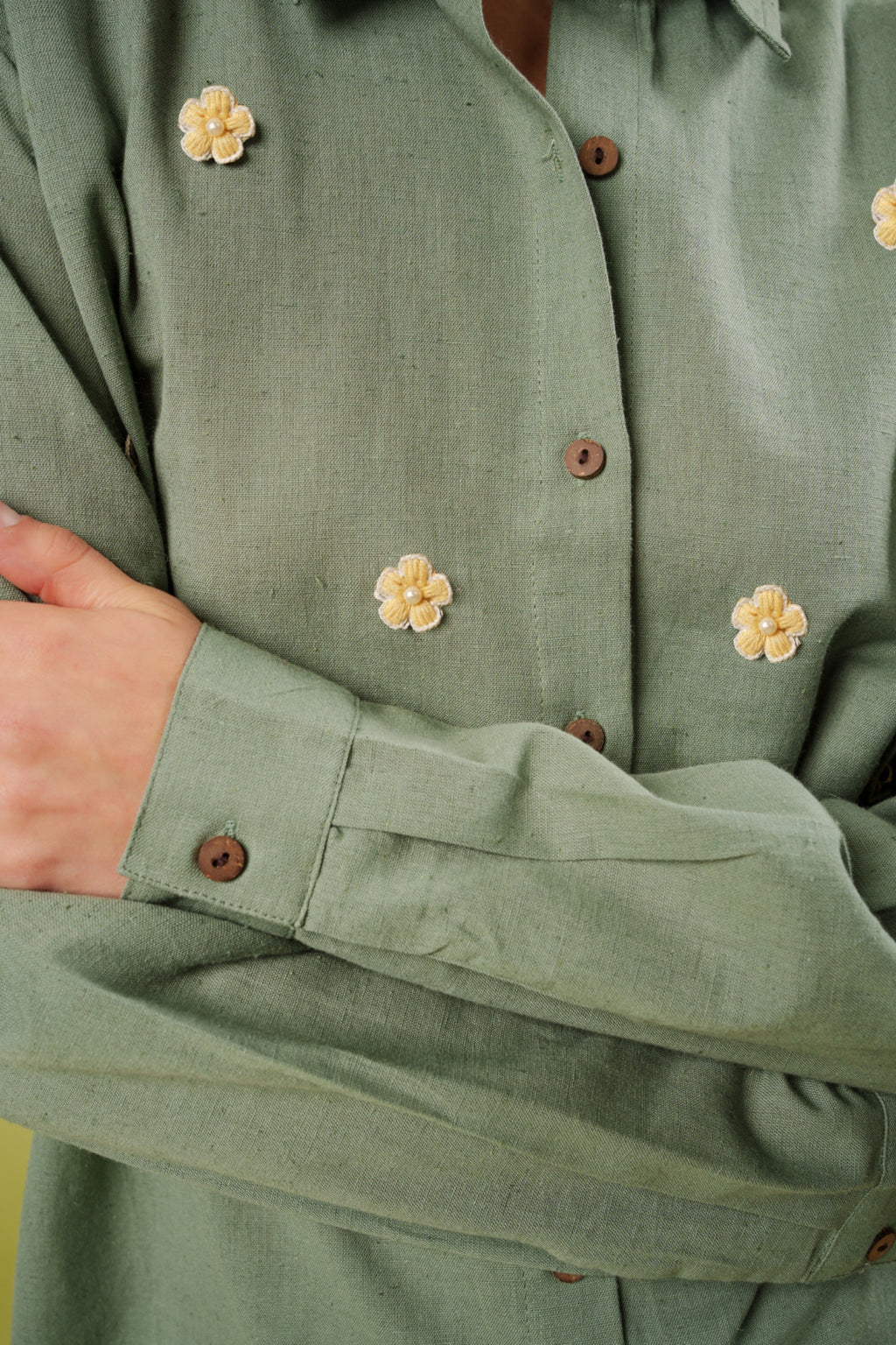 Flower child shirt (yellow)