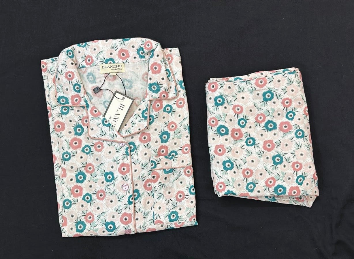 Petal Pop Notched Collar Set