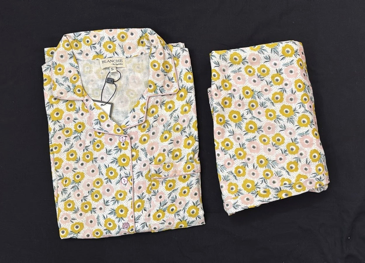 Golden Daisy Dream Notched Collar Set