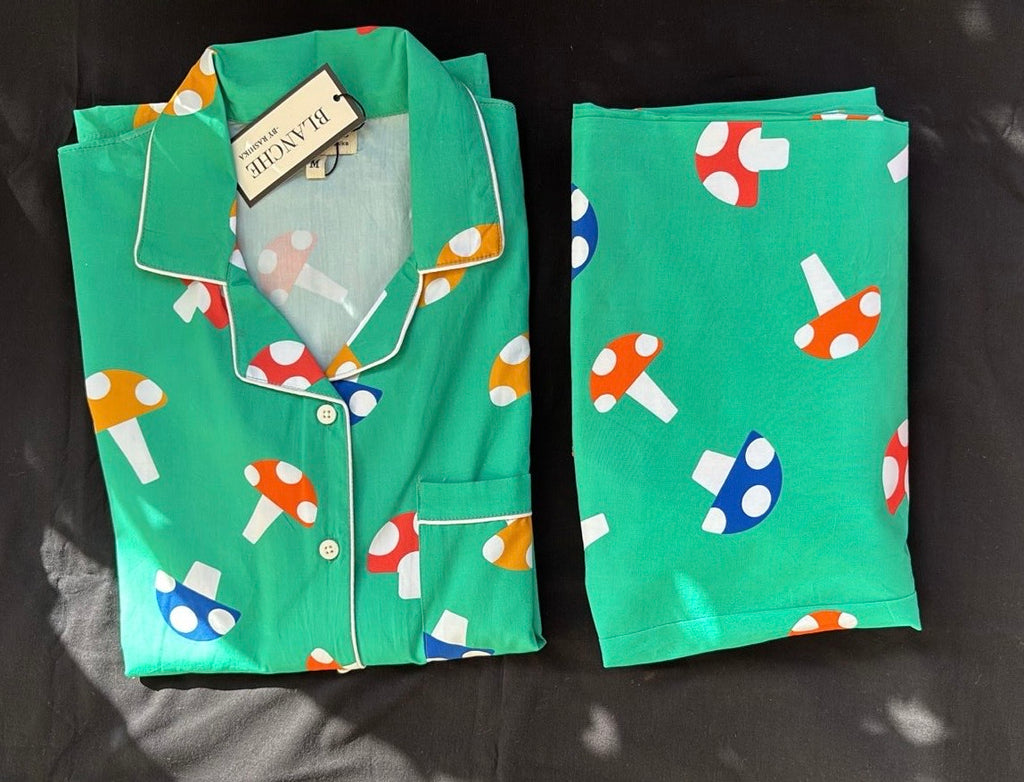 Magic Grove Notched Collar Set